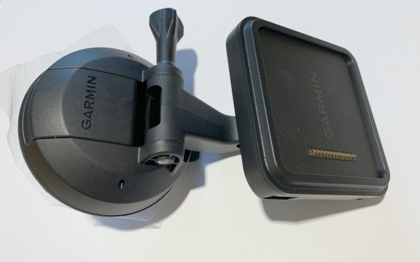 Garmin Mounting Hardware Replacement + car charger for Garmin dezl LGV800
